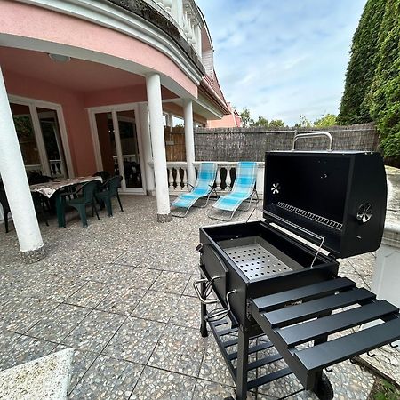 5 Haloszobas Wellness Vip House - Privat Medence Siófok Zewnętrze zdjęcie